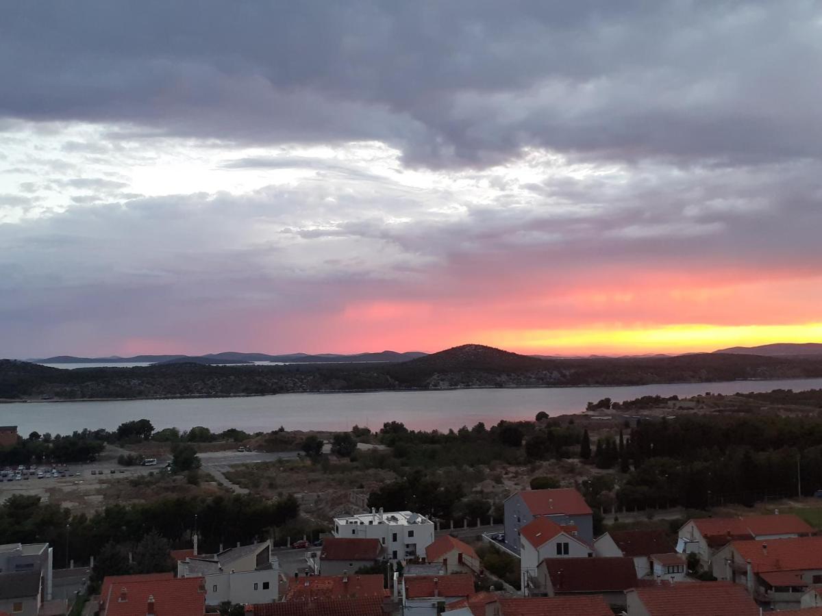 Apartment Marinero Sibenik Bagian luar foto