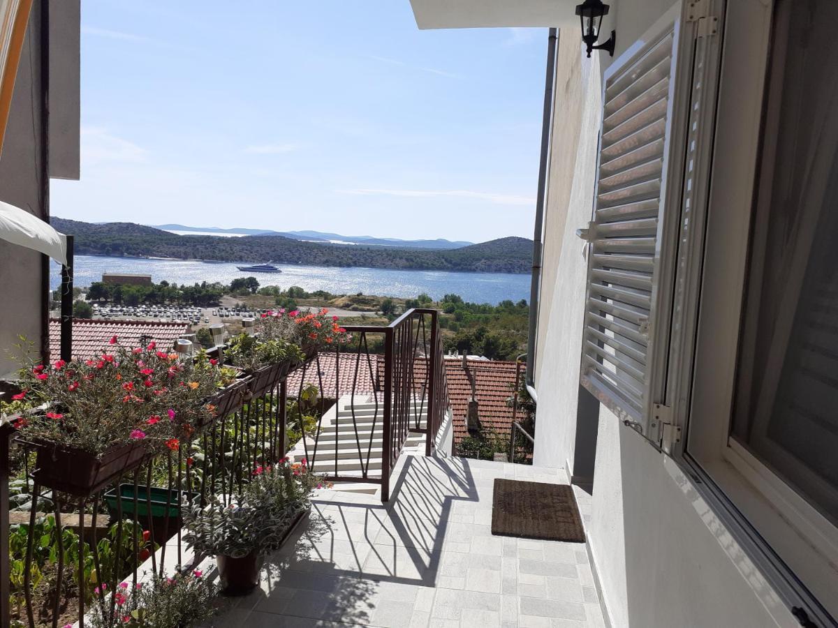 Apartment Marinero Sibenik Bagian luar foto